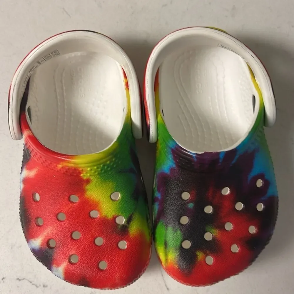 Crocs Littles Tie Dye Clogs Size 5 Classic Clog - Colorful